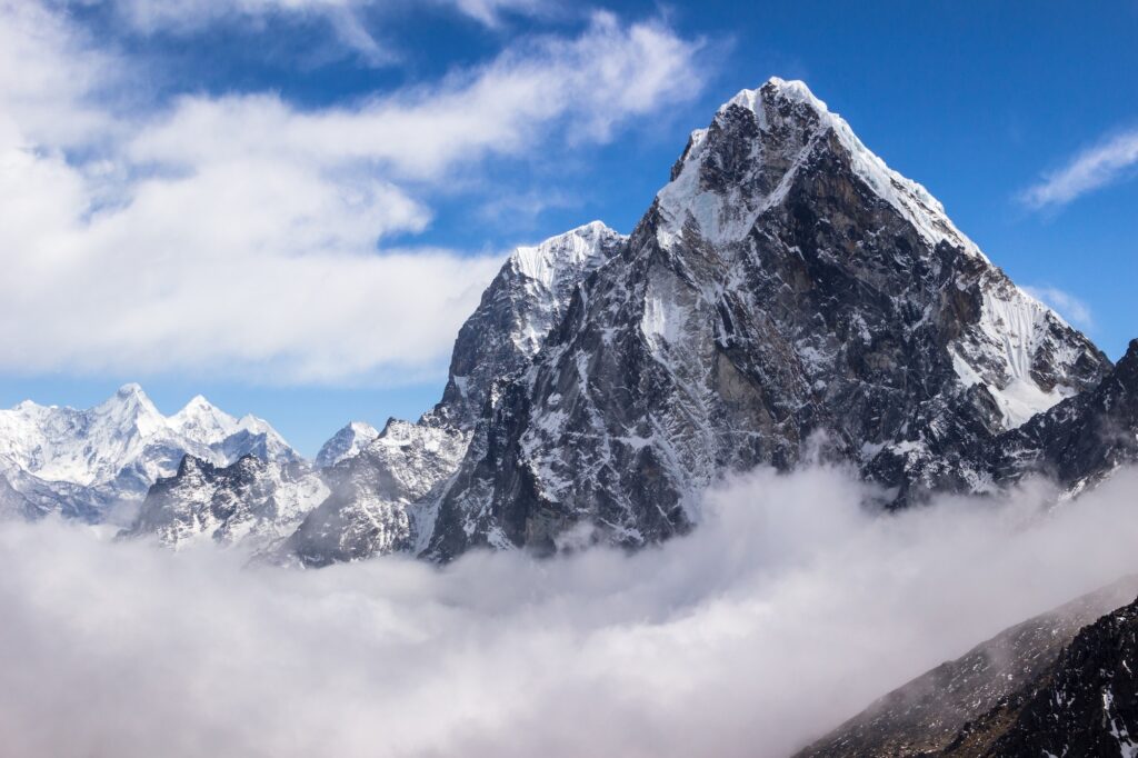 Cholatse peak, Himalaya